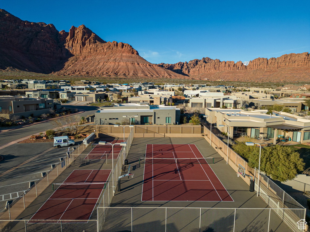 683 E CRIMSON FLARE LN Ivins, UT 84738