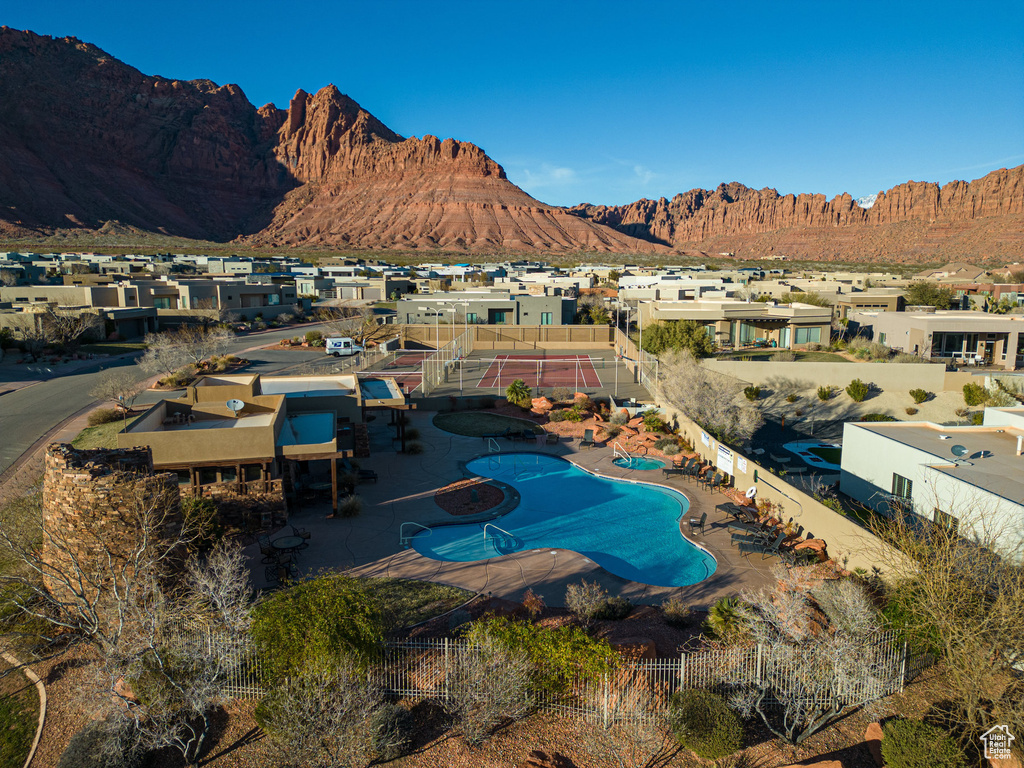 683 E CRIMSON FLARE LN Ivins, UT 84738