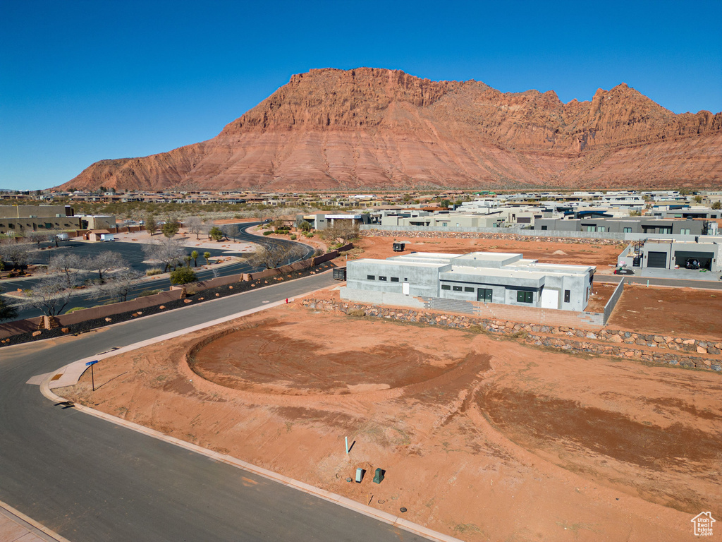 683 E CRIMSON FLARE LN Ivins, UT 84738