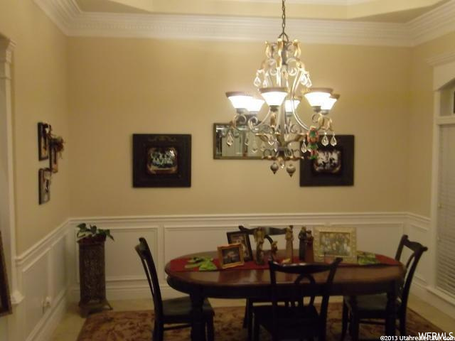 dining area with a chandelier