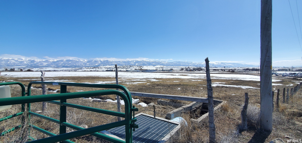17560 N RACE TRACK RD Moroni, UT 84646
