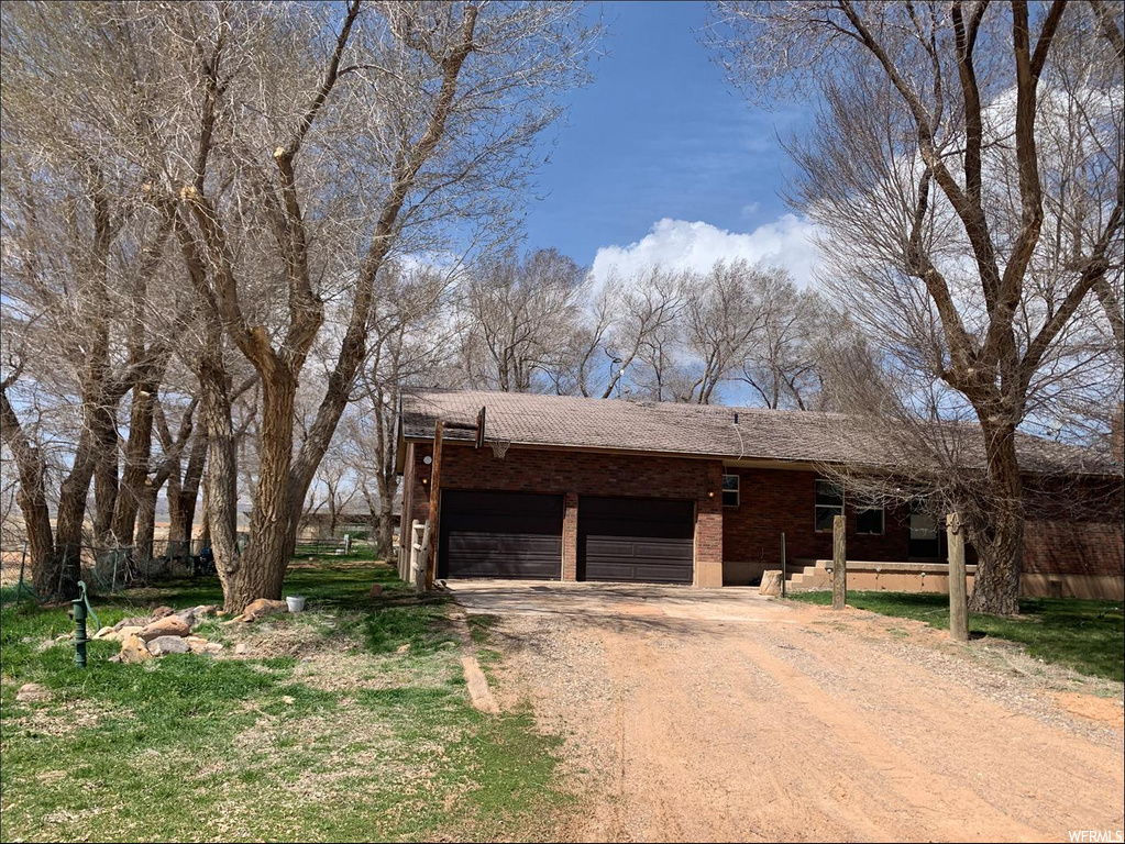 view of ranch-style house