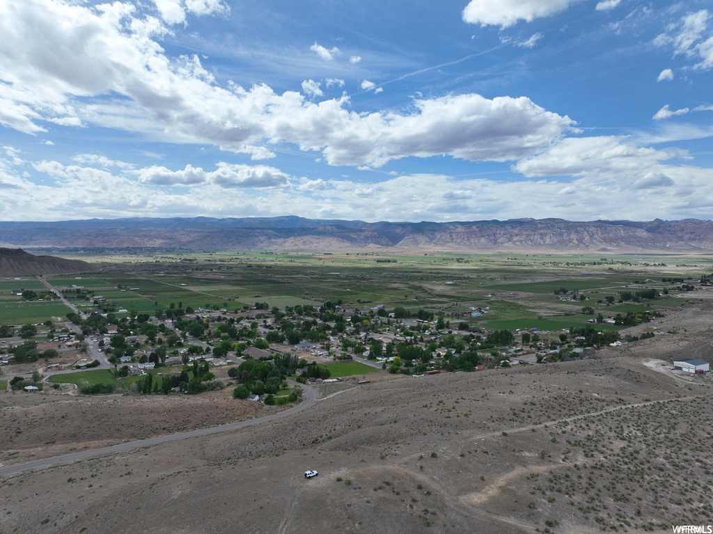 view of mountain feature