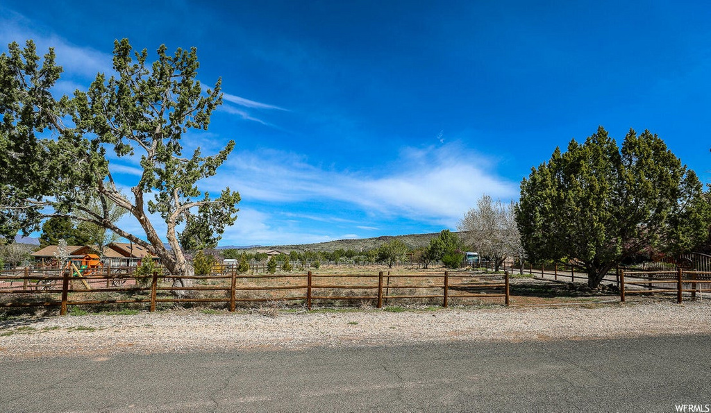 Dammeron Valley Farms Dammeron Valley UT 84783 249,000