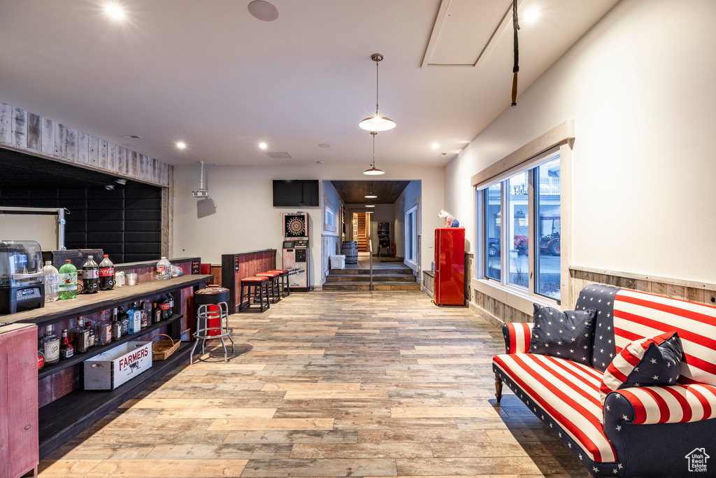 Building lobby with recessed lighting