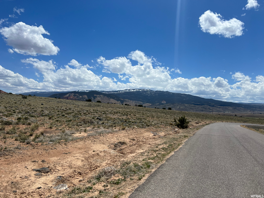 255 S 200 E Bicknell UT 84715 250,000