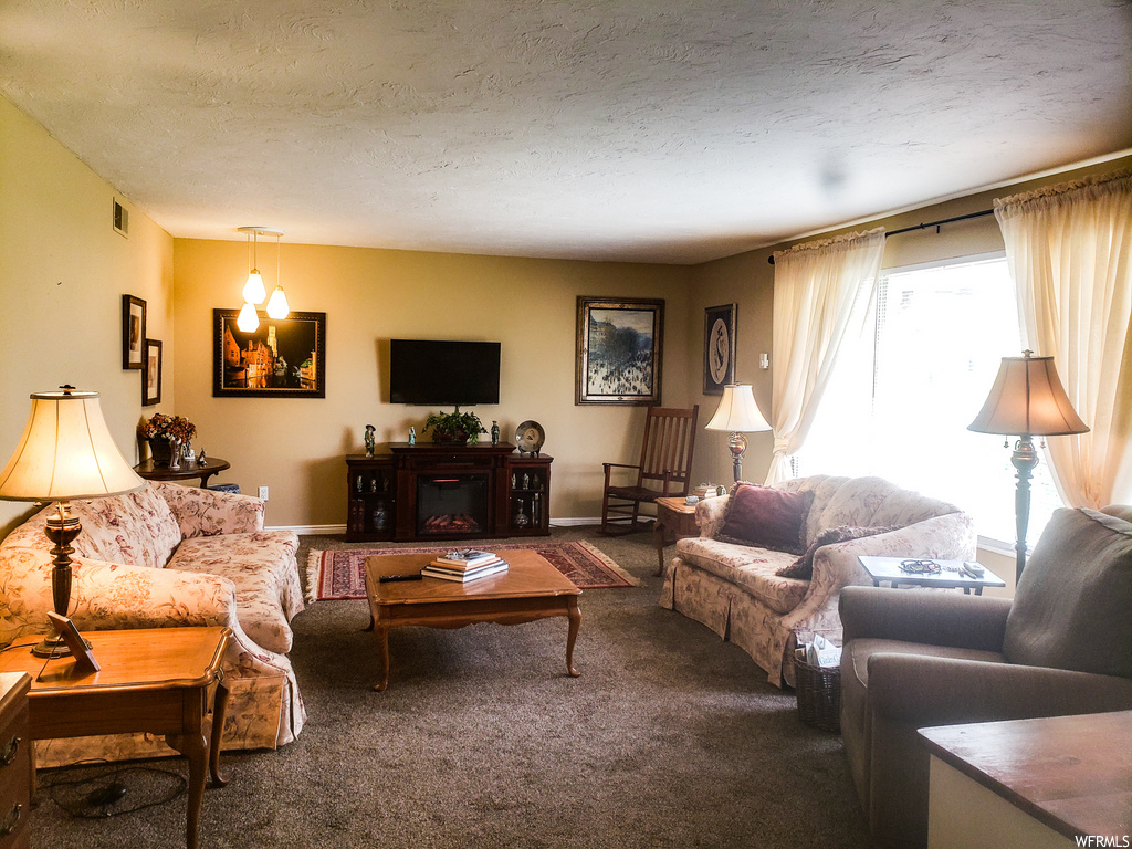 25 S 200 E Parowan, UT 84761