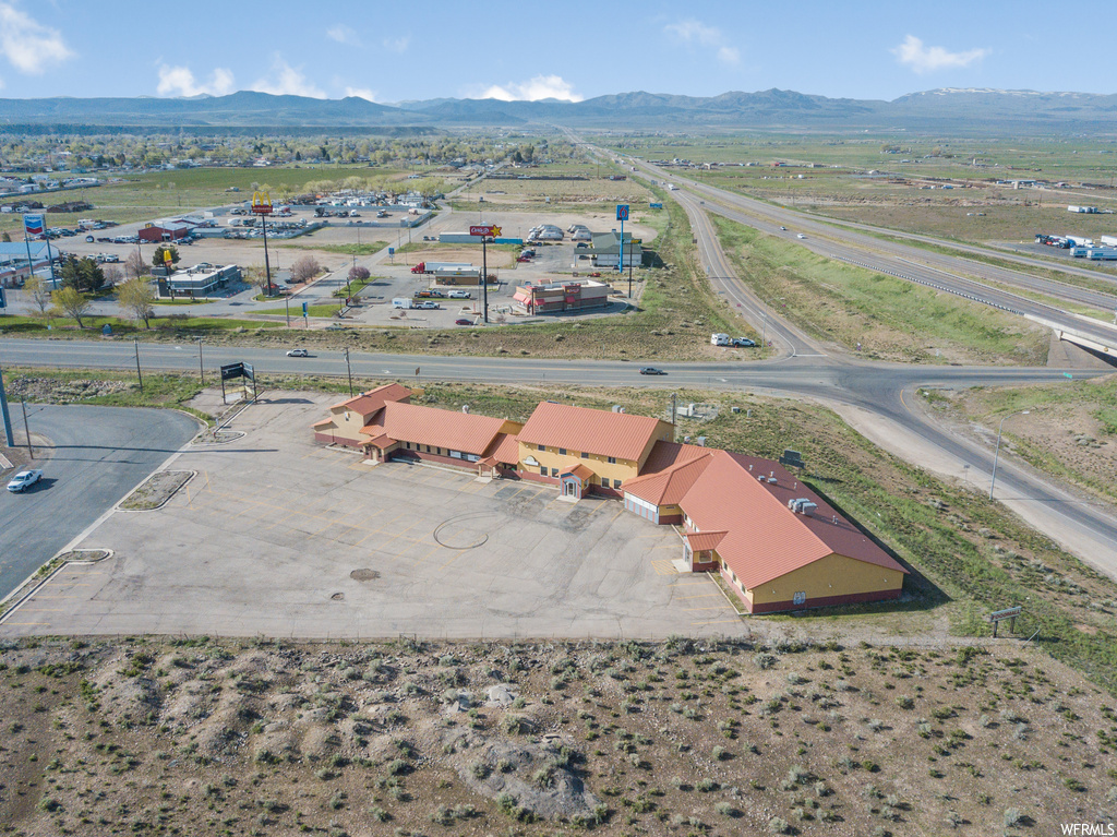 Birds eye view of property