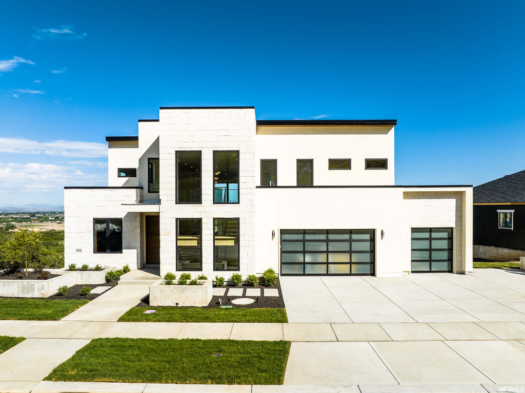 Contemporary house with a front lawn