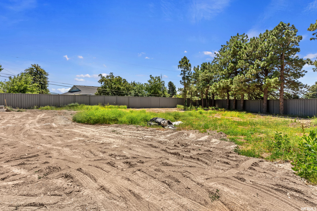 1224 E Apple Ln Fruit Heights UT 84037 375,000