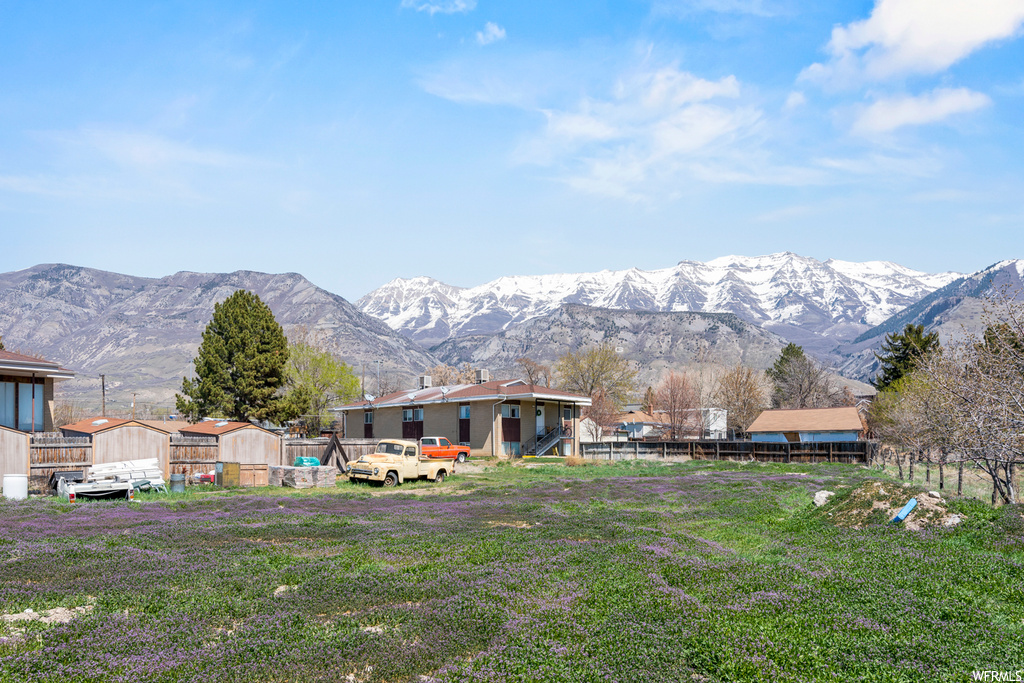 View of mountain feature