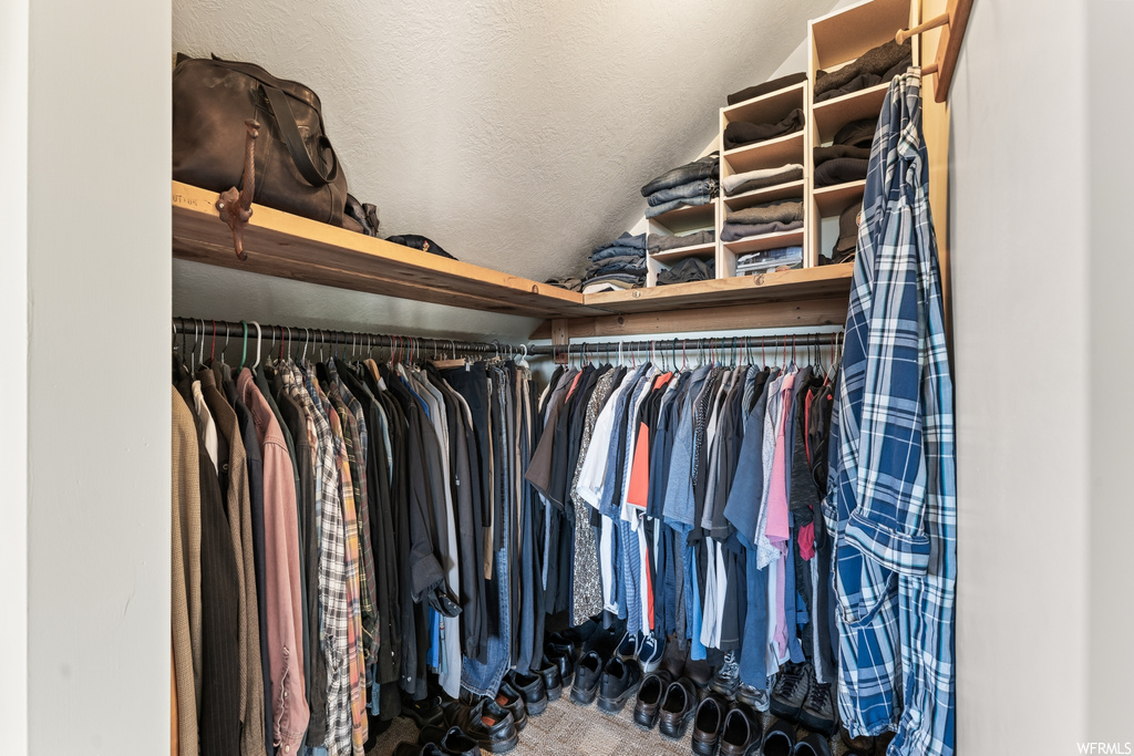 Wardrobe with dark carpet