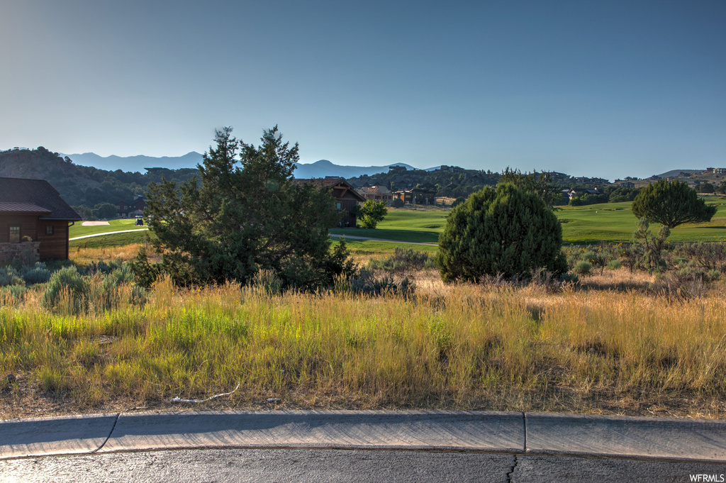 View of mountain feature