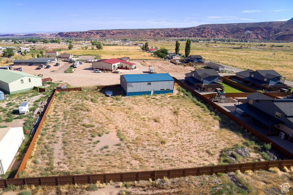 Aerial view with a mountain view