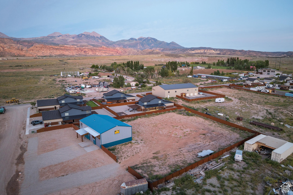 Drone / aerial view featuring a mountain view