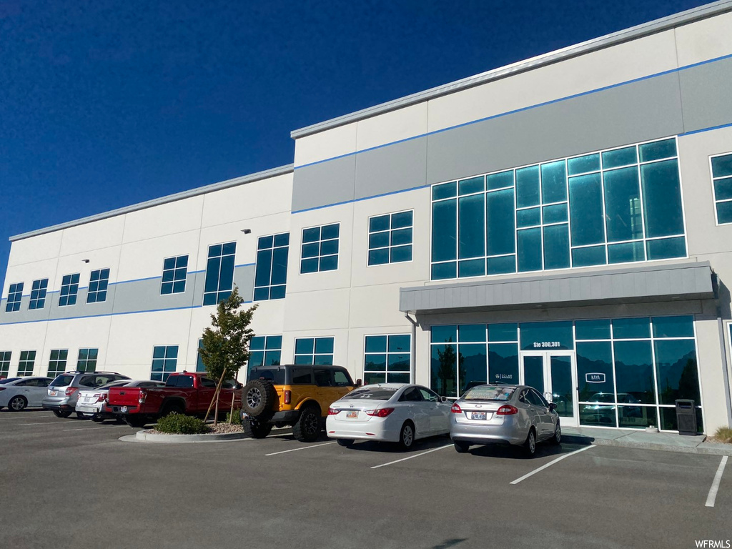 8224 S Industry Cir W #310, West Jordan, UT 84088