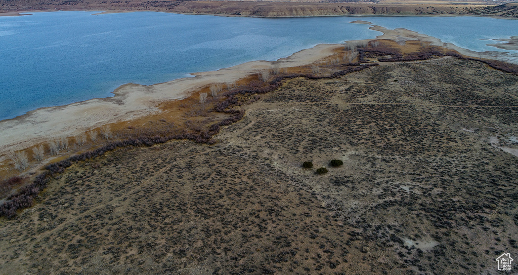 Bird\\\\\\\'s eye view featuring a water view