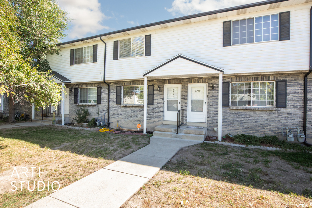 2747 S Centerbrook Dr, West Valley City, UT 84119