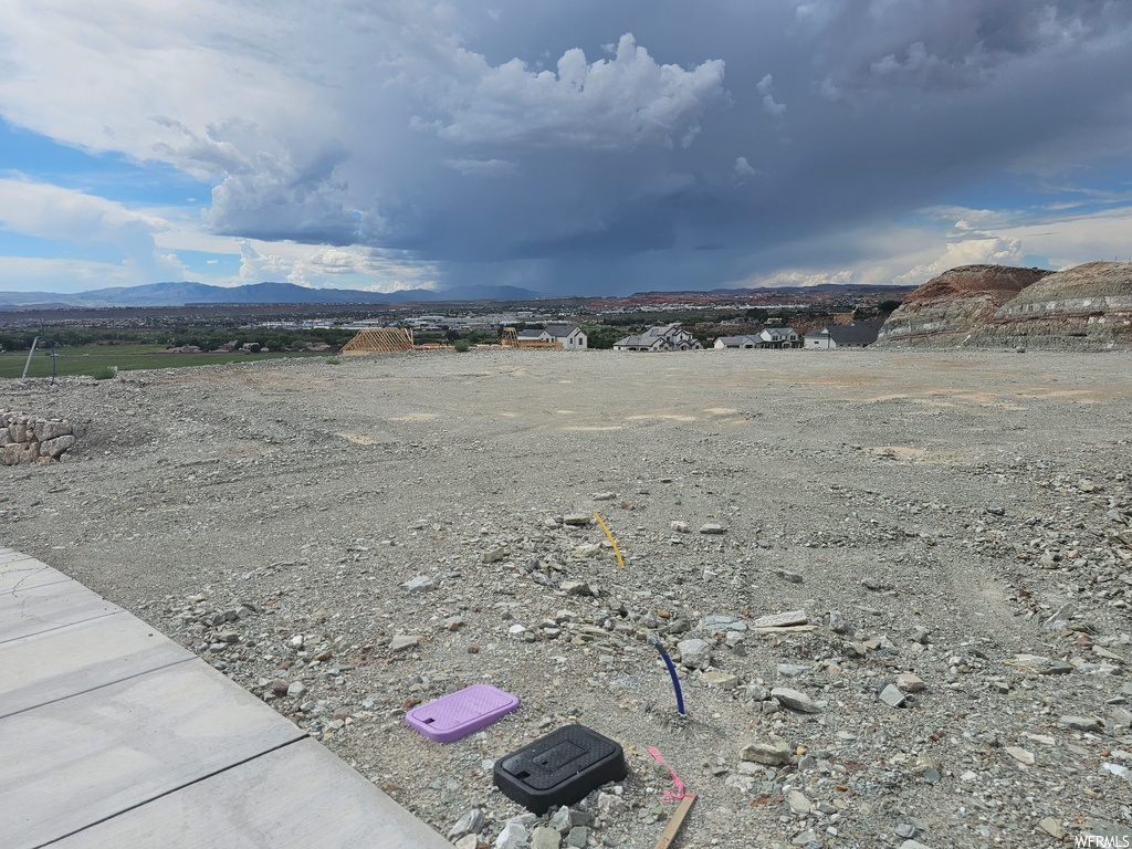 View of yard with a mountain view