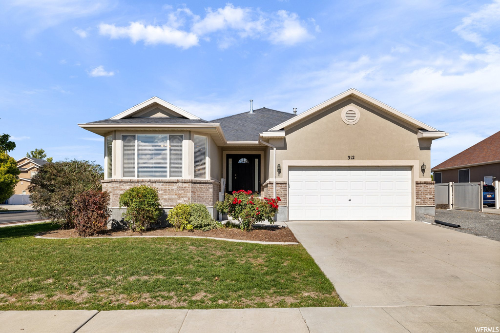 312 W Ann Cir, Stansbury Park