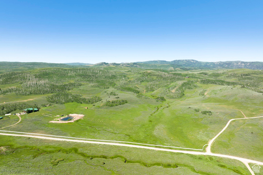 Bird's eye view with a mountain view