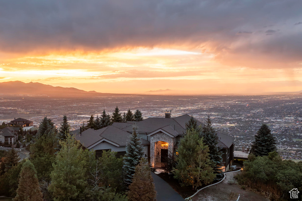 Aerial view at dusk with a mountain view