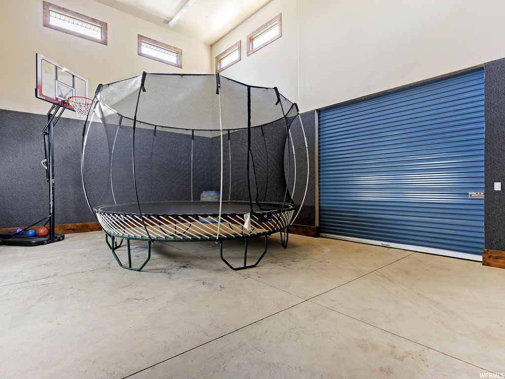 Garage featuring a trampoline
