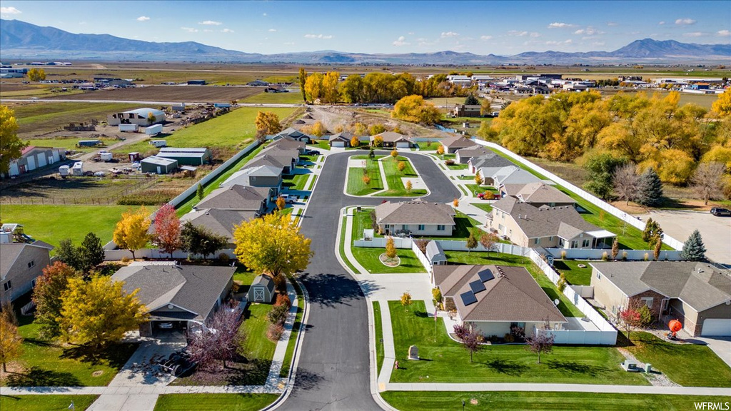 Bird\'s eye view featuring a mountain view