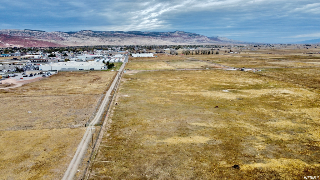 Drone / aerial view featuring a mountain view