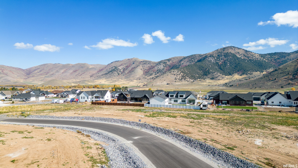 573 S Mountain View Dr Mantua UT 84324 215,000