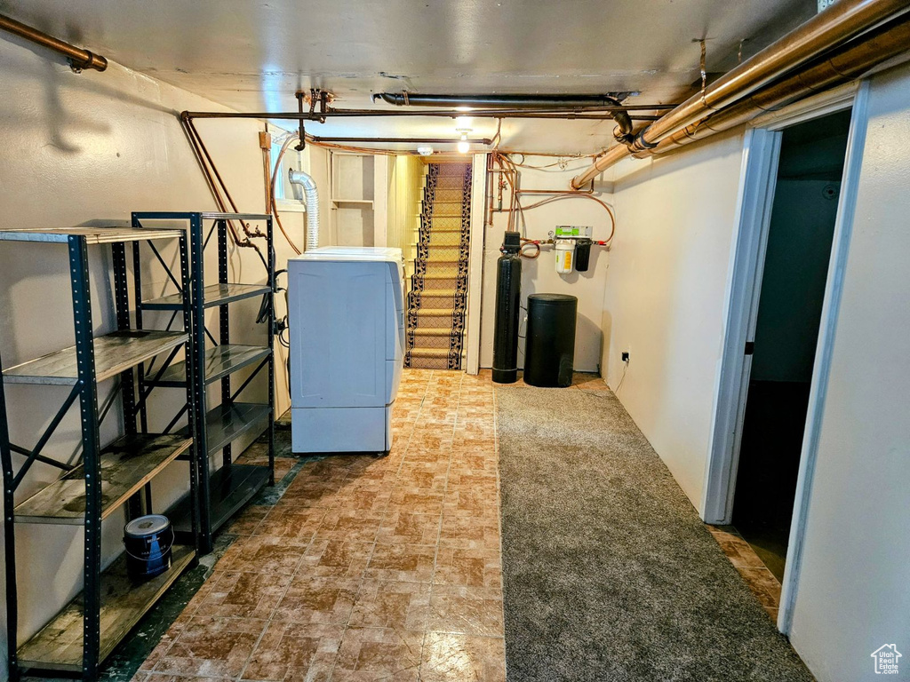 Basement with washer / dryer