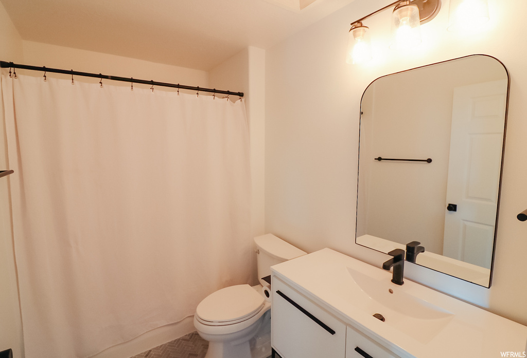 175 Albion Village Way 305 Sandy UT 84070 385,000