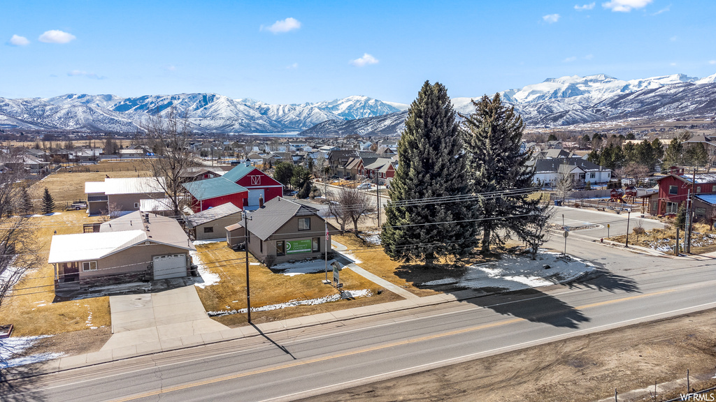 Bird's eye view featuring a mountain view