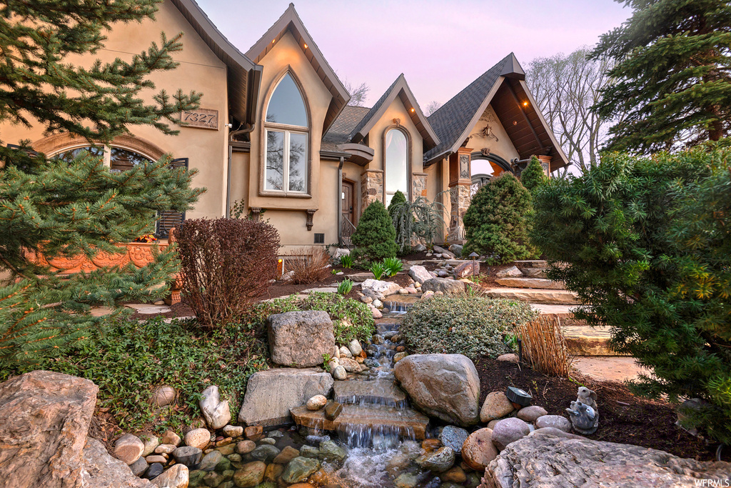 7327 S Milne Garden Cir E, Cottonwood Heights, UT 84047