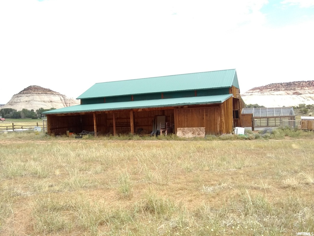 View of shed / structure featuring a mountain view