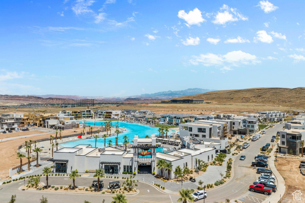 Bird's eye view with a mountain view