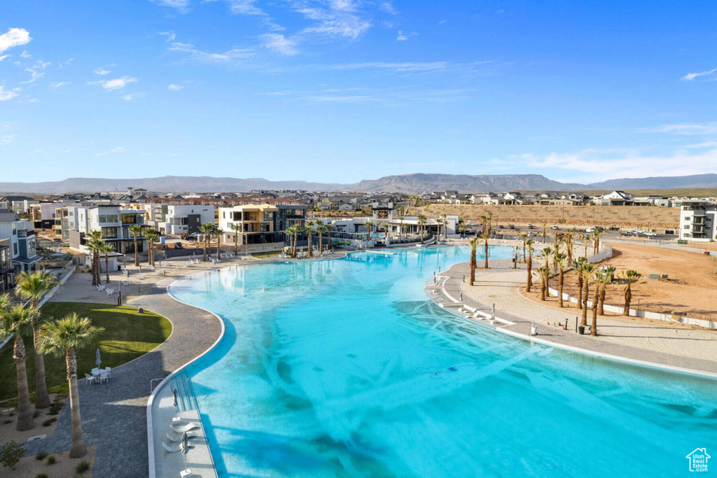 View of swimming pool featuring a mountain view