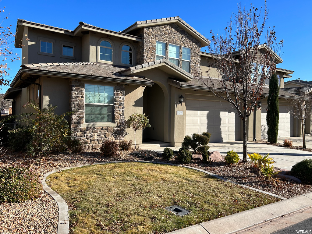 1030 N CASITAS LOOP Washington, UT 84780