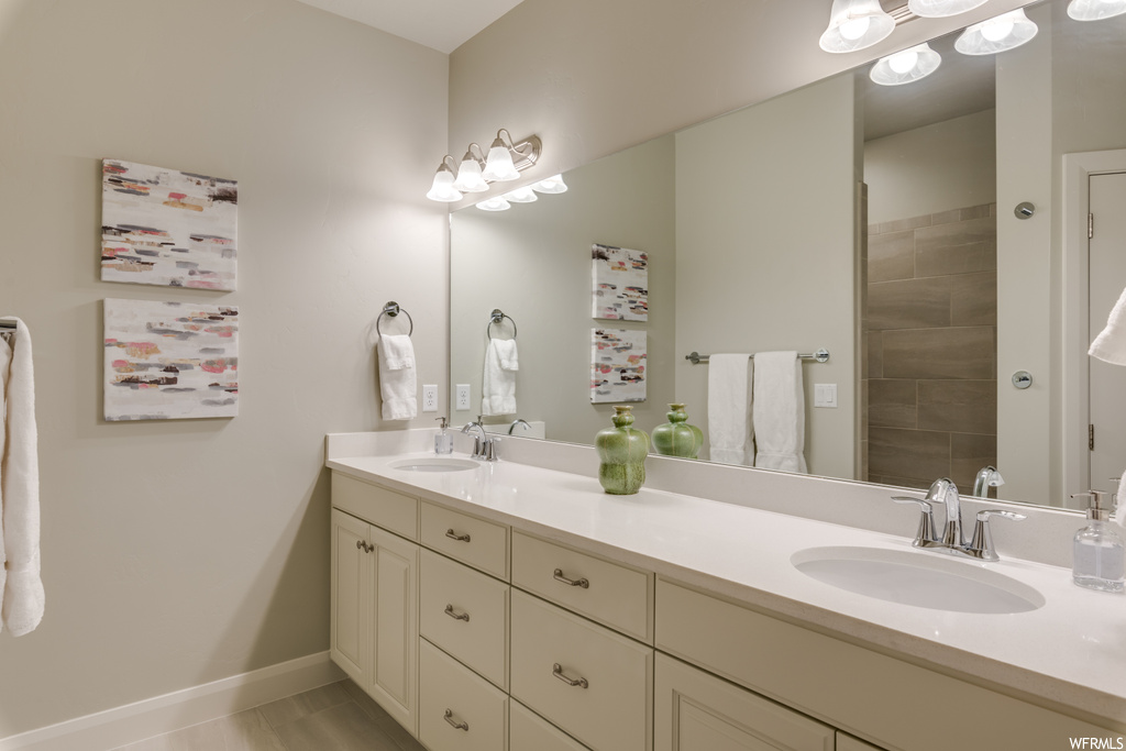 1030 N CASITAS LOOP Washington, UT 84780