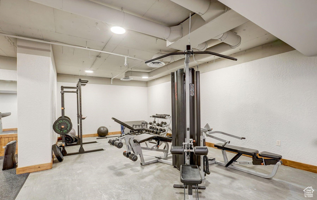 Exercise area with ceiling fan