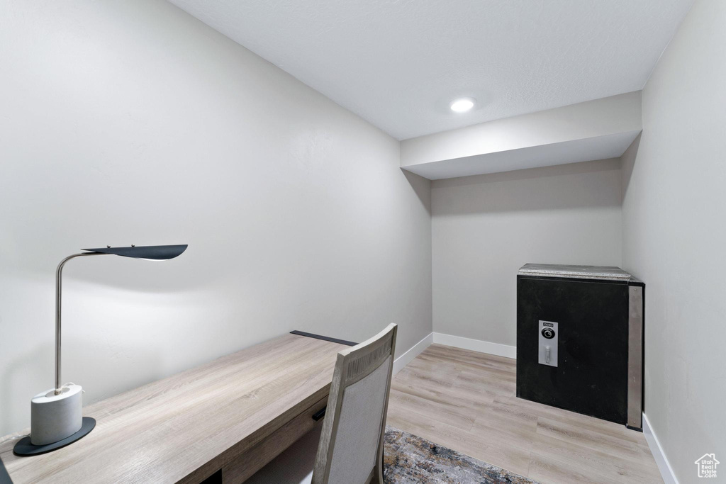 Office featuring light hardwood / wood-style flooring