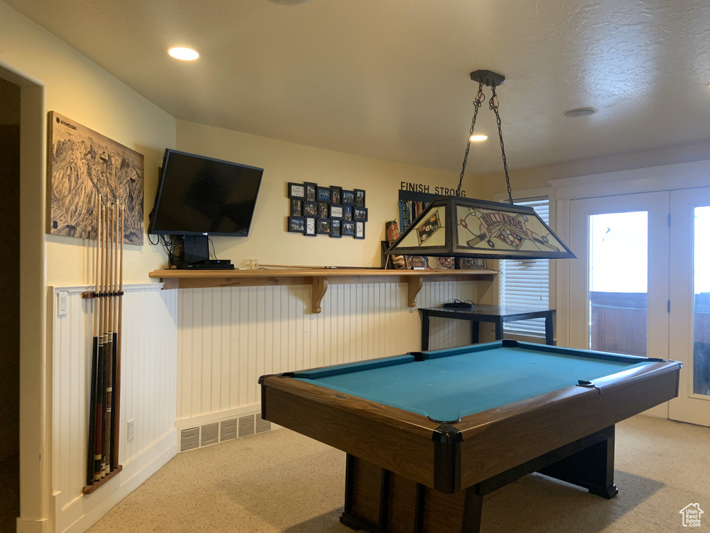 Rec room featuring light carpet and billiards