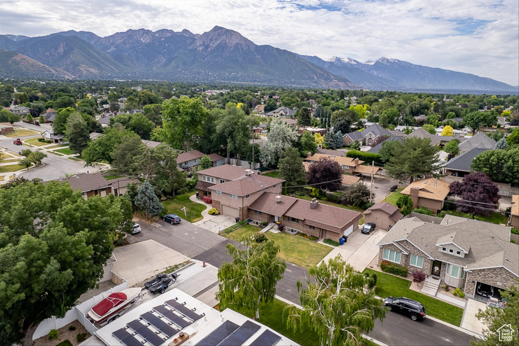 Drone / aerial view with a mountain view