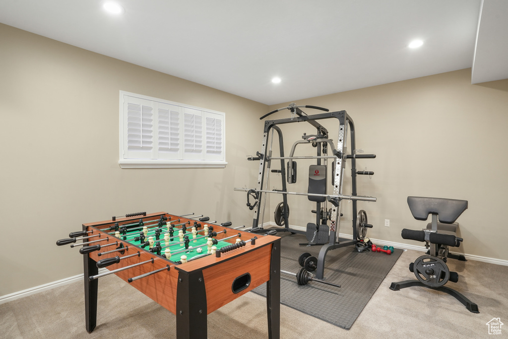 Workout area with light carpet
