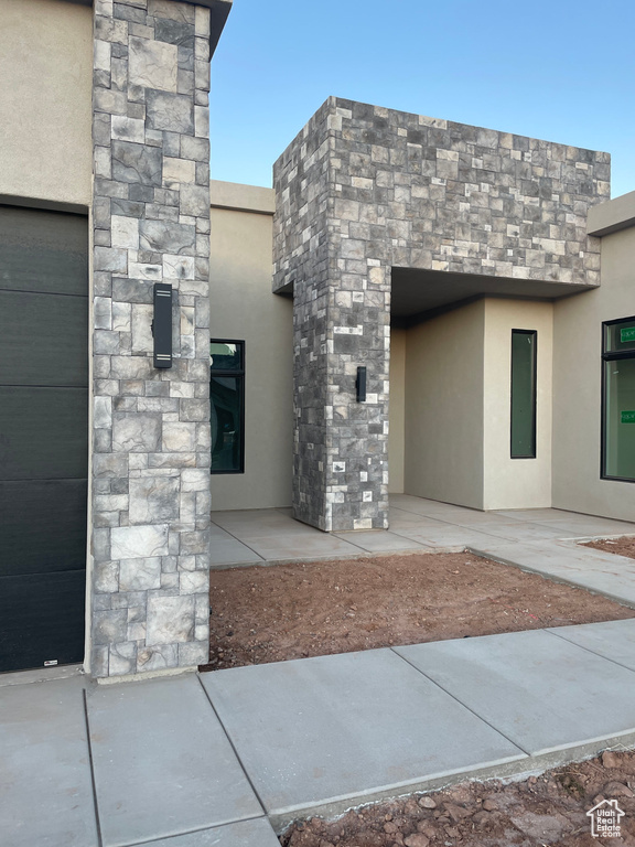 View of property entrance