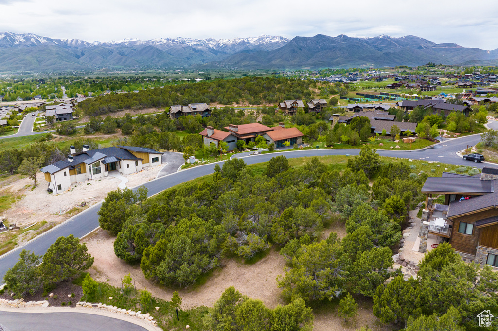 Bird's eye view featuring a mountain view