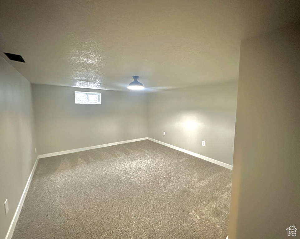 Empty room with carpet