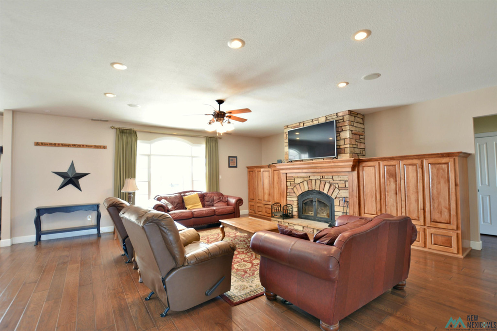 Photo #4