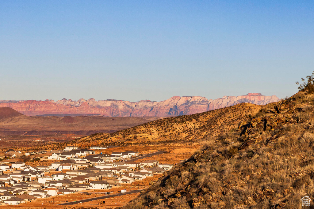 View of mountain feature