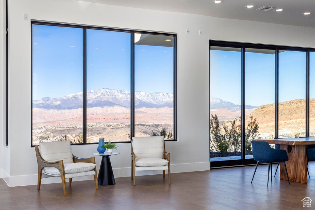 Living area featuring a mountain view